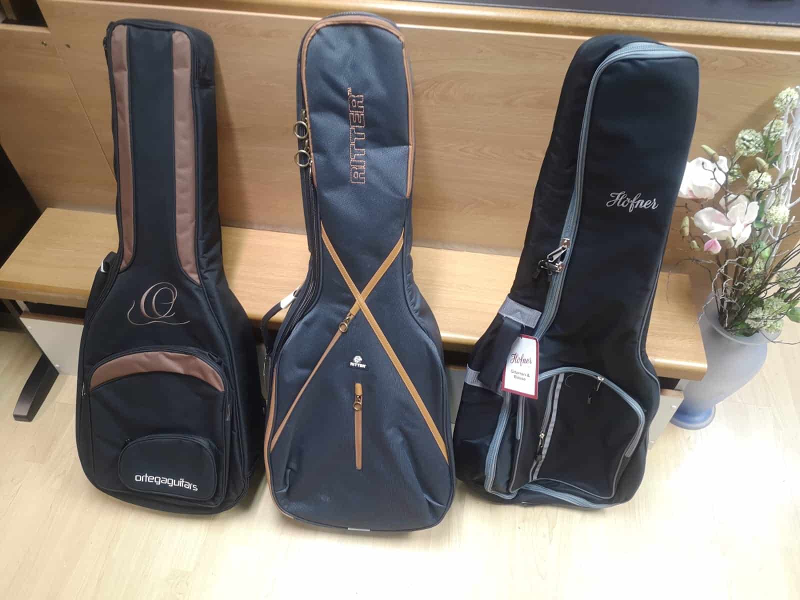 Koffer und Taschen für Gitarren, Ukulelen, Violinen, Celli und Kontrabass